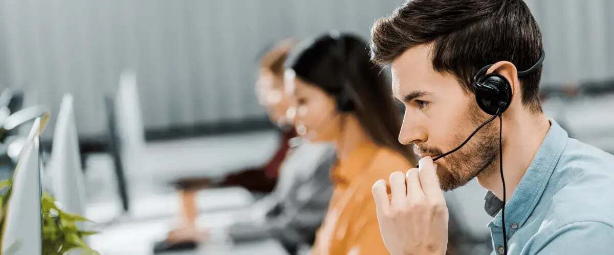 7 ways to fix contact center customer service